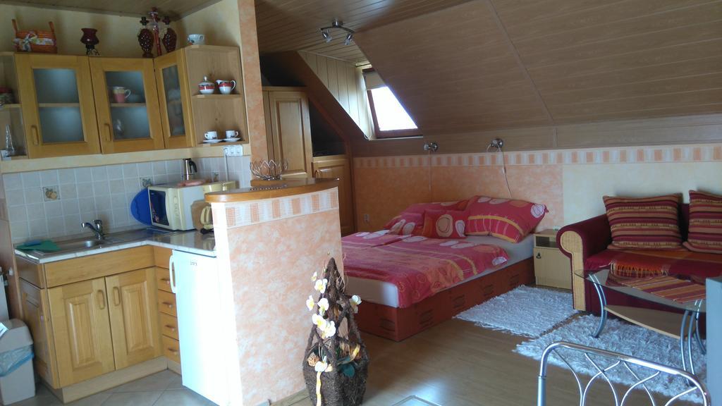 Bertalan Apartman วอนยาร์ควาเชกี ภายนอก รูปภาพ